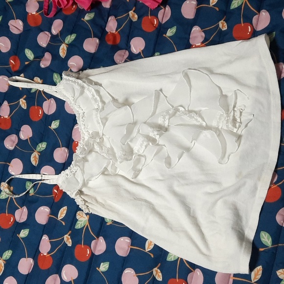 Bundle of 2 Hollister Tops - Picture 2 of 5